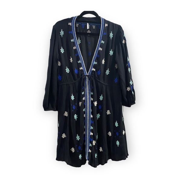 Free People Dresses & Skirts - Free People Embroidered V Neck Dress Black Blue Medium